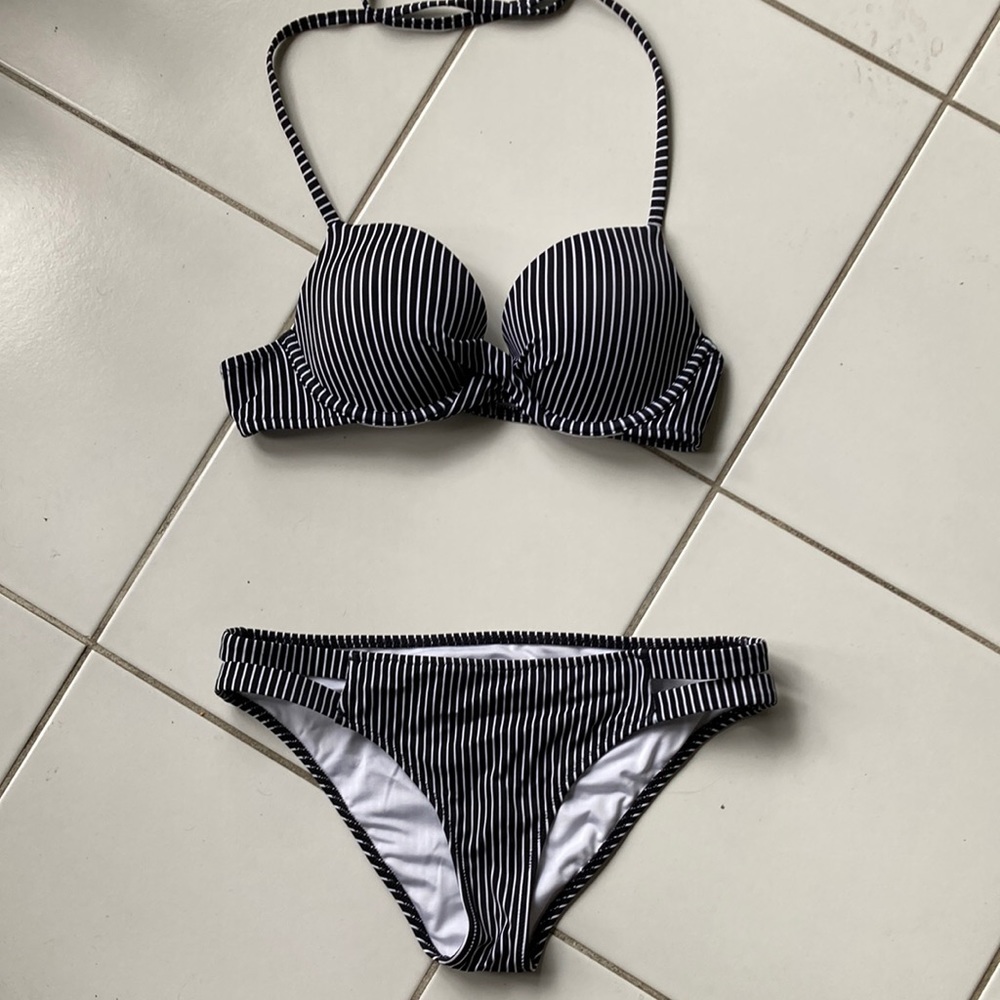 Shade & Shore Bikini